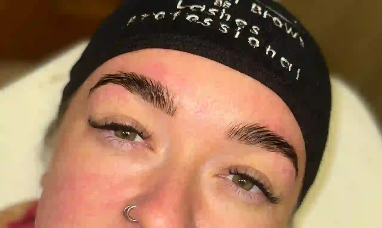 Eyebrows by Jodie Leslie