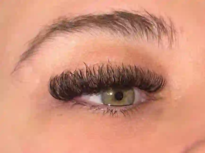 Lashes by Jodie Leslie