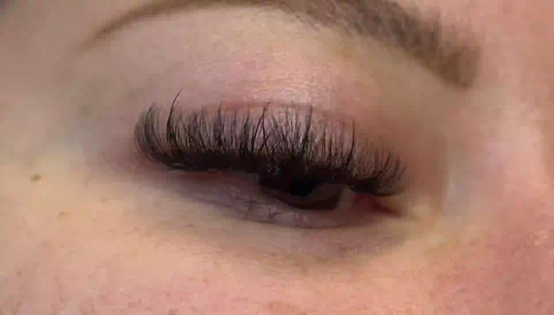 Lashes by Jodie Leslie